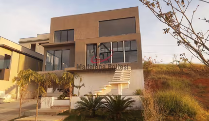 Casa de Condomínio para venda em Cézar De Souza de 242.00m² com 3 Quartos, 3 Suites e 6 Garagens
