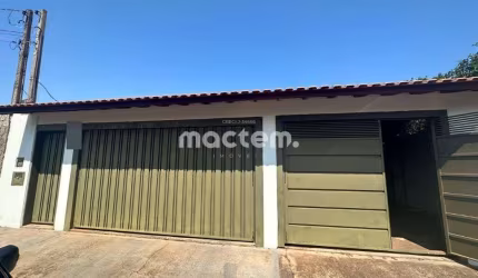 Casa para venda em Parque Residencial Cândido Portinari de 172.00m² com 3 Quartos, 1 Suite e 3 Garagens
