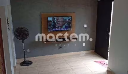 Casa para venda em Jardim Doutor Paulo Gomes Romeo de 59.00m² com 3 Quartos e 2 Garagens