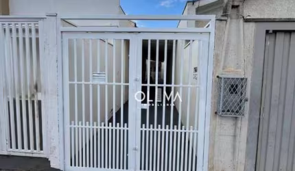 Casa para alugar em Parque Industrial de 80.00m² com 2 Quartos e 2 Garagens