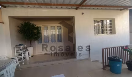 Casa para venda em Vila Bressani de 296.00m² com 4 Quartos, 2 Suites e 4 Garagens