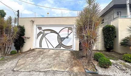 Casa para venda em Jardim Maristela de 246.17m² com 3 Quartos, 1 Suite e 3 Garagens