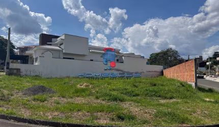 Terreno para venda em Jardim Itapoan de 415.00m²