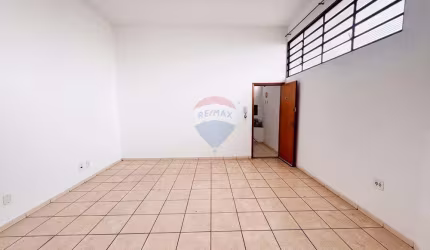 Sala Comercial para alugar em Jardim Irajá de 42.00m²