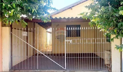 Casa para venda em Jardim Linense de 64.85m² com 2 Quartos e 2 Garagens