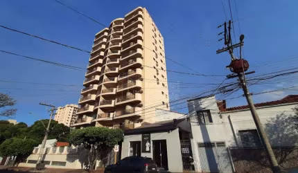 Apartamento para venda em Centro de 181.00m² com 3 Quartos, 1 Suite e 2 Garagens