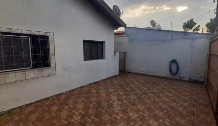 Casa para venda em Jardim Novo I de 300.00m² com 4 Quartos, 1 Suite e 4 Garagens