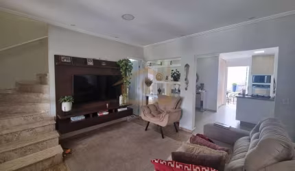 Casa para venda e aluguel em Pitas de 220.00m² com 4 Quartos, 3 Suites e 4 Garagens