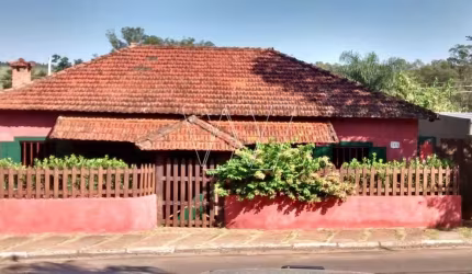 Casa para venda em Sousas de 220.00m² com 3 Quartos, 1 Suite e 16 Garagens