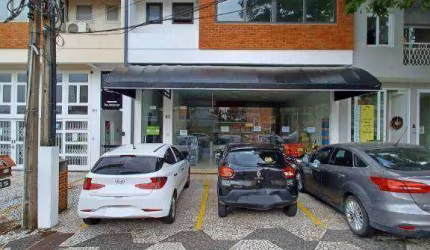 Loja para alugar em Aldeia Da Serra de 250.00m²
