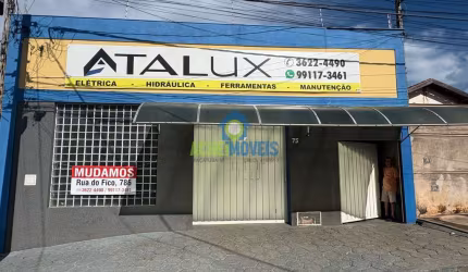 Prédio Comercial para alugar em Umuarama de 140.00m² com 2 Quartos
