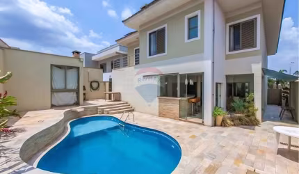 Casa para venda em Jardim Piratininga de 395.87m² com 5 Quartos e 4 Suites