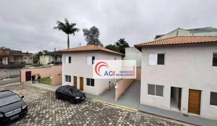 Casa de Condomínio para venda em Chácara Bel Verde de 65.00m² com 2 Quartos e 2 Garagens