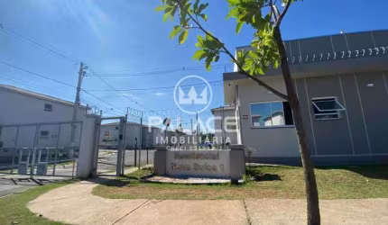 Casa para alugar em São Jorge de 40.00m² com 2 Quartos e 1 Garagem