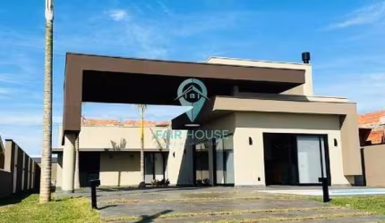 Casa para venda em Estância Turistica de 149.35m² com 3 Quartos, 2 Suites e 8 Garagens