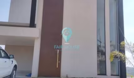 Casa para venda em Estância Turistica de 258.00m² com 4 Quartos, 2 Suites e 4 Garagens