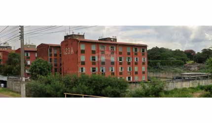 Apartamento para venda em Morada Das Vinhas de 47.00m² com 2 Quartos e 1 Garagem