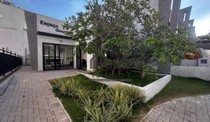 Casa de Condomínio para venda em Vila Di Mônaco de 144.00m² com 3 Quartos, 3 Suites e 2 Garagens