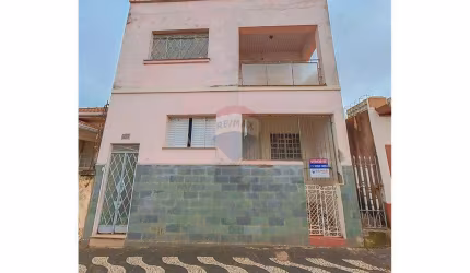 Sobrado para venda em Centro de 254.30m² com 8 Quartos