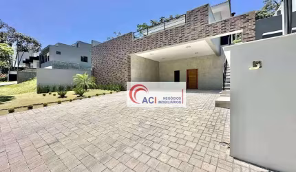 Casa de Condomínio para venda em Reserva Do Vianna de 321.00m² com 3 Quartos, 3 Suites e 4 Garagens