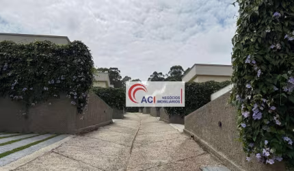 Casa de Condomínio para alugar em Fazendinha de 198.00m² com 3 Quartos, 1 Suite e 6 Garagens