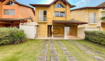 Casa de Condomínio para venda em Granja Viana de 173.00m² com 3 Quartos, 3 Suites e 4 Garagens