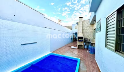 Casa para venda em Jardim Orestes Lopes De Camargo de 115.00m² com 3 Quartos, 1 Suite e 2 Garagens