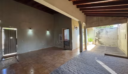 Casa para venda em Vila Industrial de 200.00m² com 3 Quartos, 1 Suite e 2 Garagens