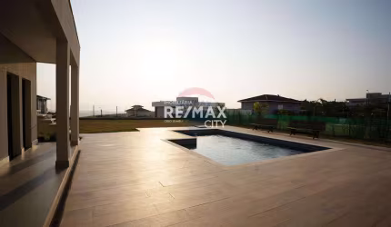 Casa de Condomínio para venda em Colinas De Inhandjara de 320.00m² com 3 Quartos, 3 Suites e 6 Garagens