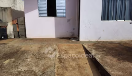 Casa para venda em Jardim Carolina de 53.00m² com 2 Quartos