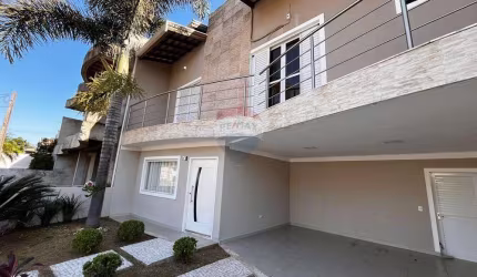 Casa de Condomínio para alugar em Jardim Flamboyant de 210.00m² com 4 Quartos, 2 Suites e 4 Garagens