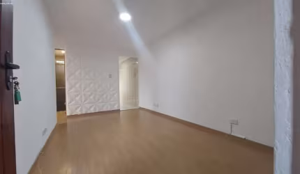 Apartamento para alugar em Jardim Marica de 50.00m² com 2 Quartos e 1 Garagem