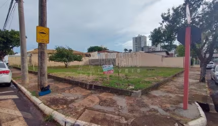 Terreno para venda em Centro de 676.00m²