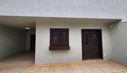 Casa para venda em Vila Oliveira de 300.00m² com 5 Quartos, 2 Suites e 4 Garagens