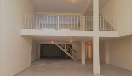 Sala Comercial para alugar em Centro de 476.23m²