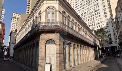 Imóvel Comercial para alugar em Centro de 942.53m²
