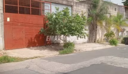 Galpão / Depósito / Armazém para alugar em Vila Barão de 427.00m²