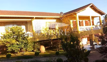 Casa para venda em Cidade Nova Arujá de 500.00m² com 4 Quartos, 2 Suites e 3 Garagens