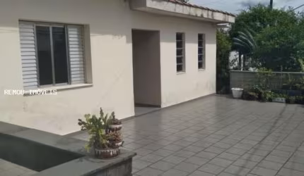 Casa para venda em Jardim Zaira de 163.00m² com 3 Quartos, 1 Suite e 3 Garagens