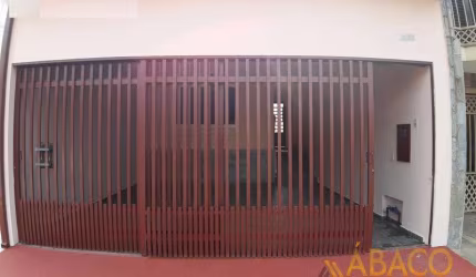 Casa para alugar em Cidade Jardim de 180.00m² com 3 Quartos, 1 Suite e 2 Garagens