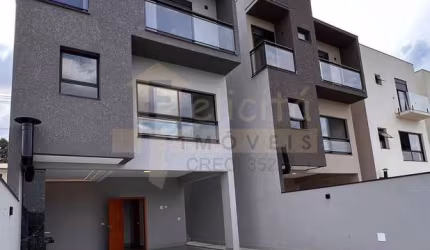 Casa para venda em Jardim Nossa Senhora De Fátima de 191.00m² com 3 Quartos, 3 Suites e 2 Garagens