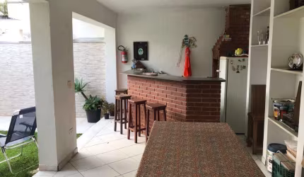 Prédio Comercial para venda em Jardim Armênia de 280.00m² com 4 Quartos, 1 Suite e 4 Garagens