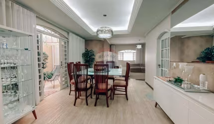 Casa para venda em Parque Real de 136.35m² com 3 Quartos, 1 Suite e 1 Garagem