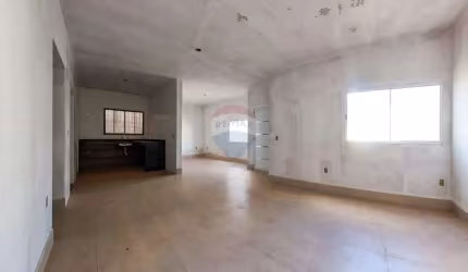 Casa para venda em Jardim Esmeralda de 111.00m² com 3 Quartos, 1 Suite e 2 Garagens