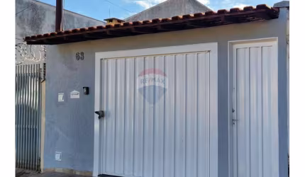 Casa para venda em Jardim Do Trevo de 111.41m² com 2 Quartos, 1 Suite e 2 Garagens
