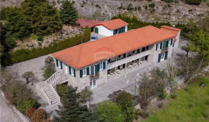 Casa para venda em Centro de 420.00m² com 7 Quartos, 7 Suites e 50 Garagens