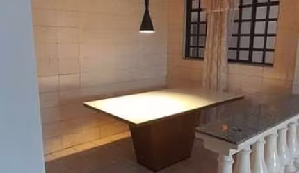 Casa para alugar em Vila Cardia de 120.00m² com 2 Quartos e 1 Garagem