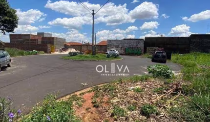 Terreno para venda em Vila Angélica de 330.00m²