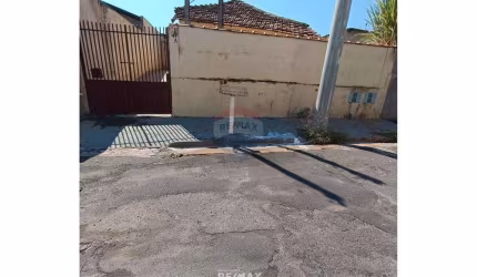 Casa para venda em Labaté de 207.70m² com 6 Quartos e 4 Garagens