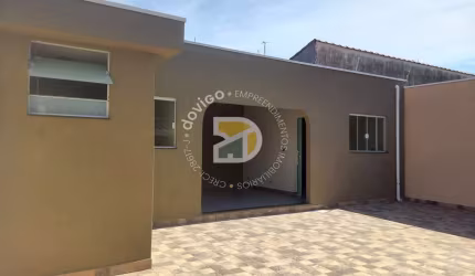Casa para venda em Jardim Primavera de 164.00m² com 3 Quartos, 1 Suite e 3 Garagens